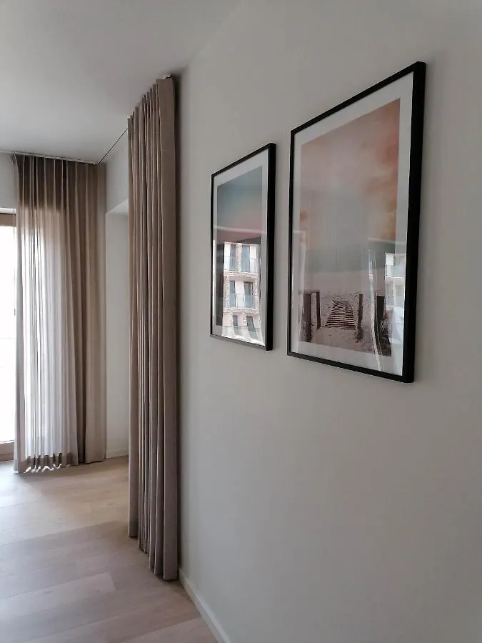 Apartment Bartine - Modern And Spacious Flat Near The Sea, Free Parking Space Ostend