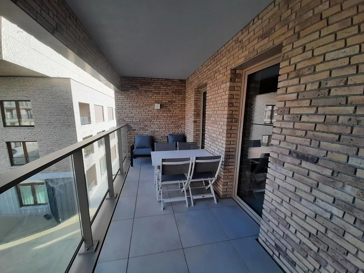 Bartine - Modern And Spacious Flat Near The Sea, Free Parking Space Ostende 0*,