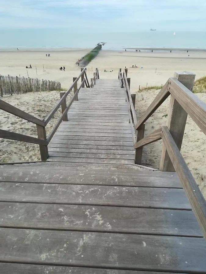 Appartement Bartine - Modern And Spacious Flat Near The Sea, Free Parking Space Ostende