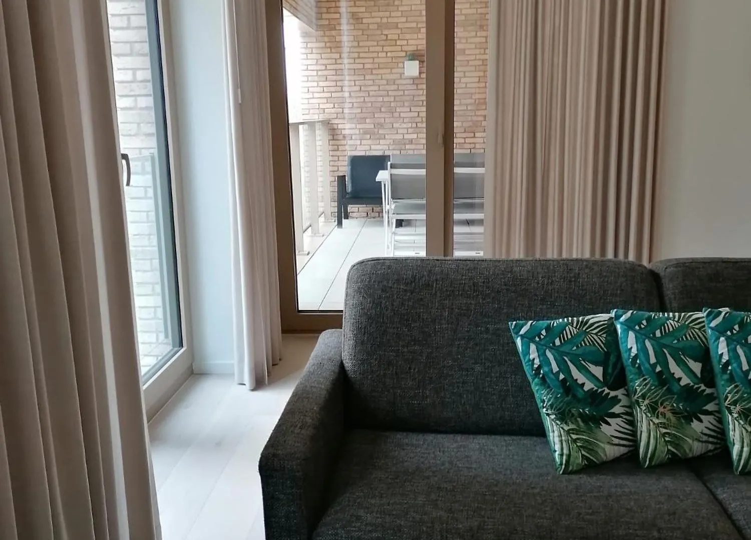 Bartine - Modern And Spacious Flat Near The Sea, Free Parking Space Ostende Appartement